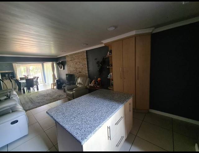 3 BEDROOM TOWNHOUSE FOR SALE IN ANTIQUA BAY